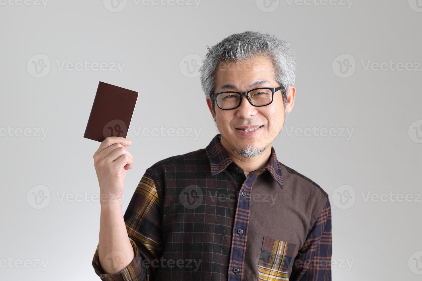 homem asiático casual foto