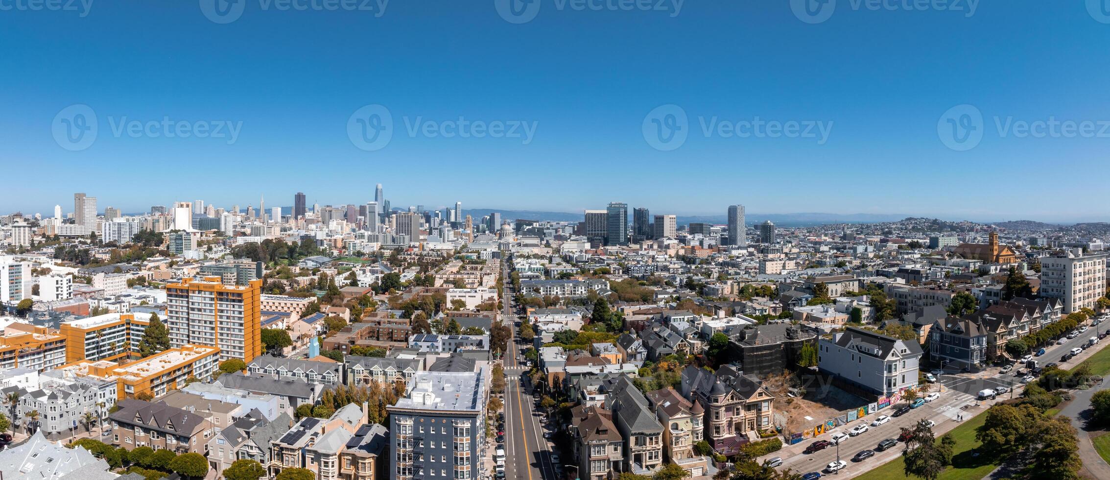 aéreo Visão do a san francisco cidade corredor em uma ensolarado dia foto