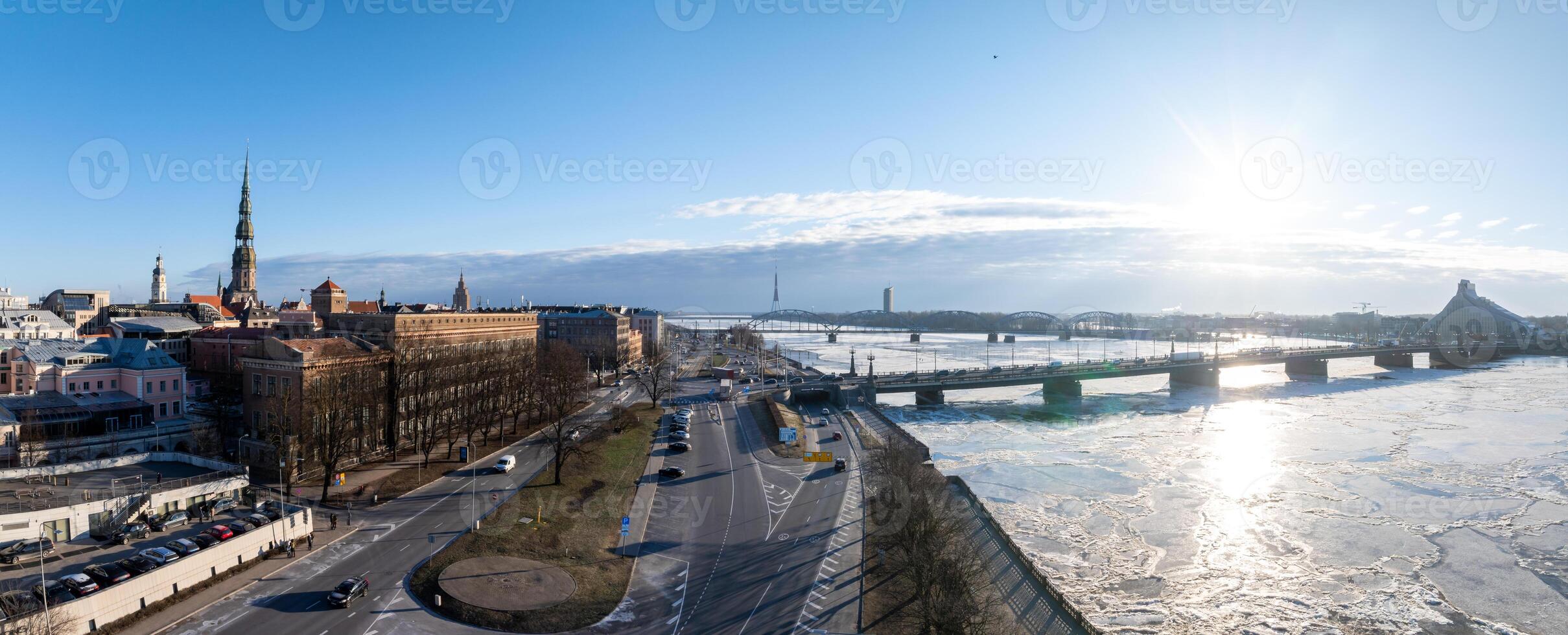 lindo aéreo riga Visão a partir de acima. foto