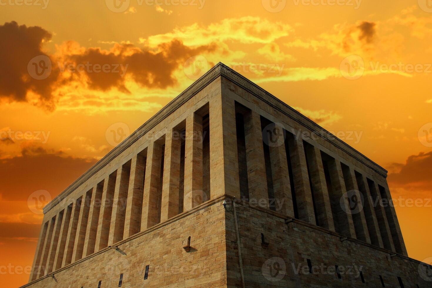 anitkabir é a mausoléu do a fundador do turco república, mustafa kemal atatürk. foto