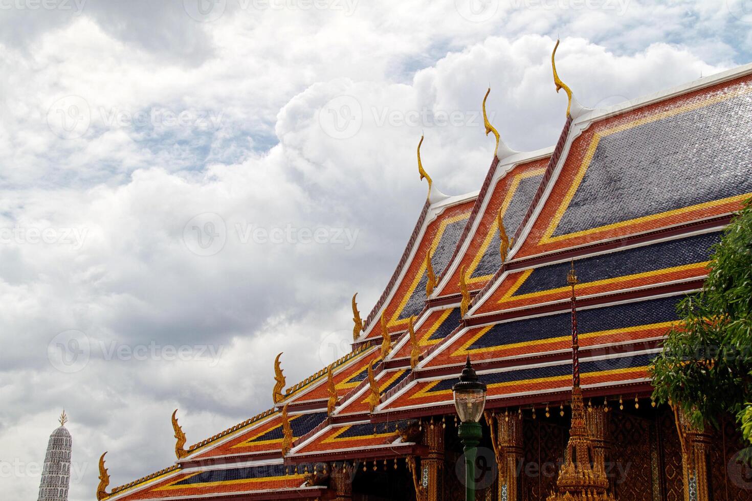 detalhe do grande palácio em bangkok, tailândia foto