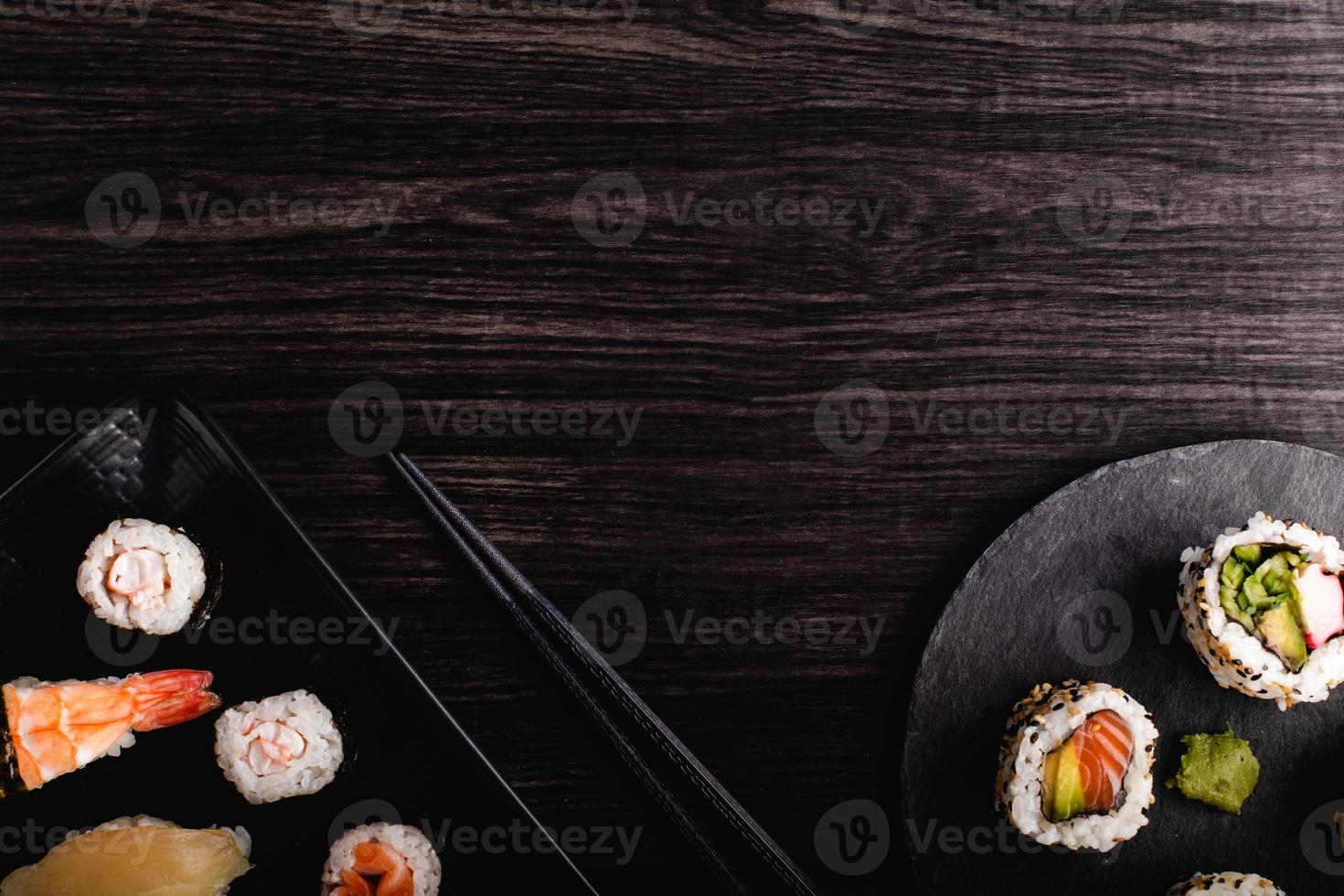 conjunto de comida de sushi com espaço de cópia foto