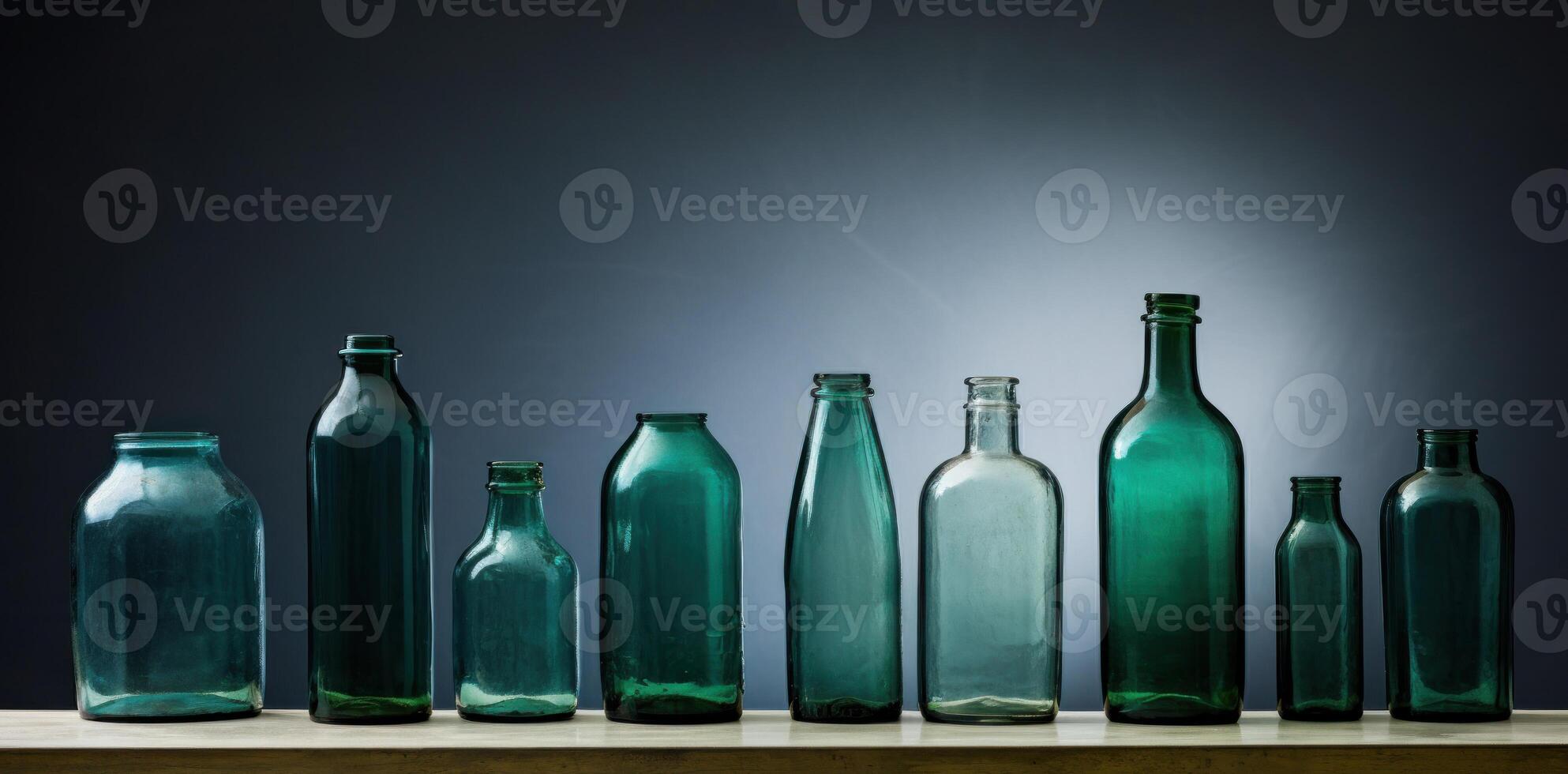 ai gerado coleção do reciclado vidro garrafas em de madeira mesa, Sombrio fundo. generativo ai foto