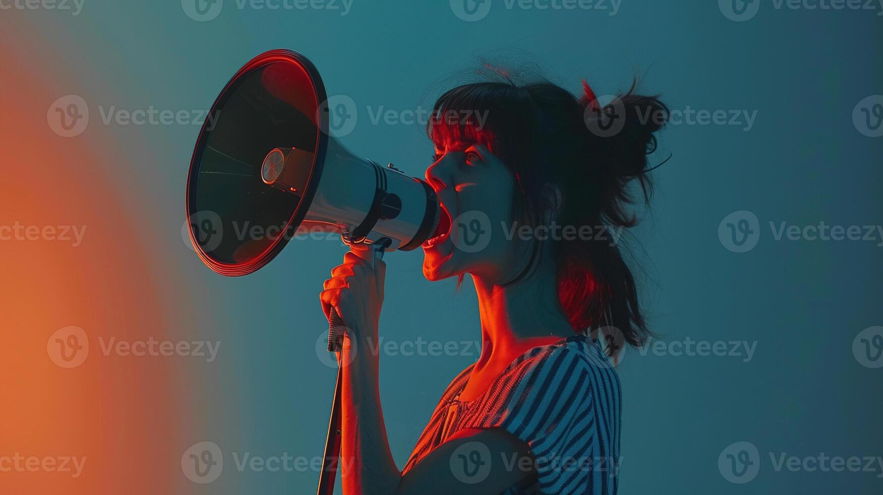 ai gerado mulher gritando dentro Alto-falante. anúncio, desconto, oferta, Preto sexta-feira, aviso, em formação foto