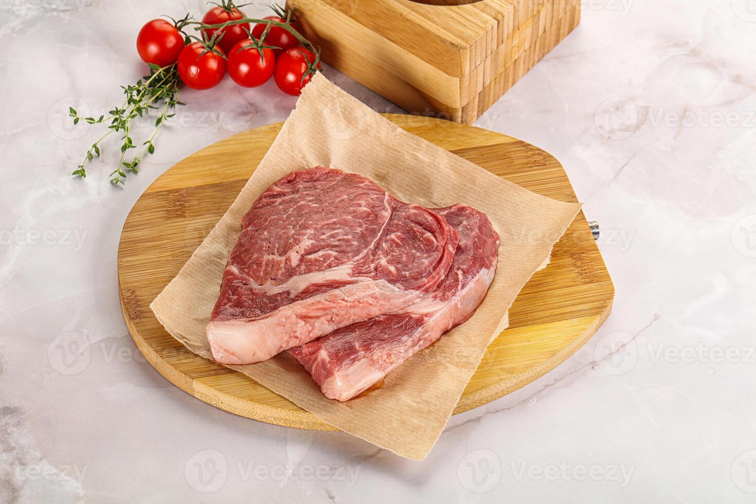 cru cru carne bife para grade foto