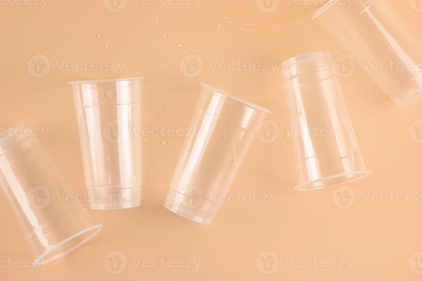 descartável plástico copos foto