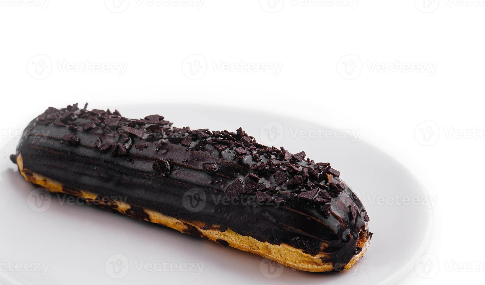 bolo eclair envidraçado com chocolate creme foto