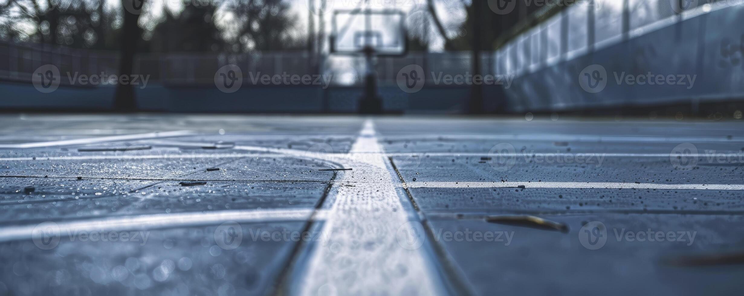 ai gerado esvaziar basquetebol tribunal. fechar-se do branco e cinzento forrado piso, evocando ao ar livre cenas com Sombrio cinzento e azul tons para suave textura e profundidade. foto