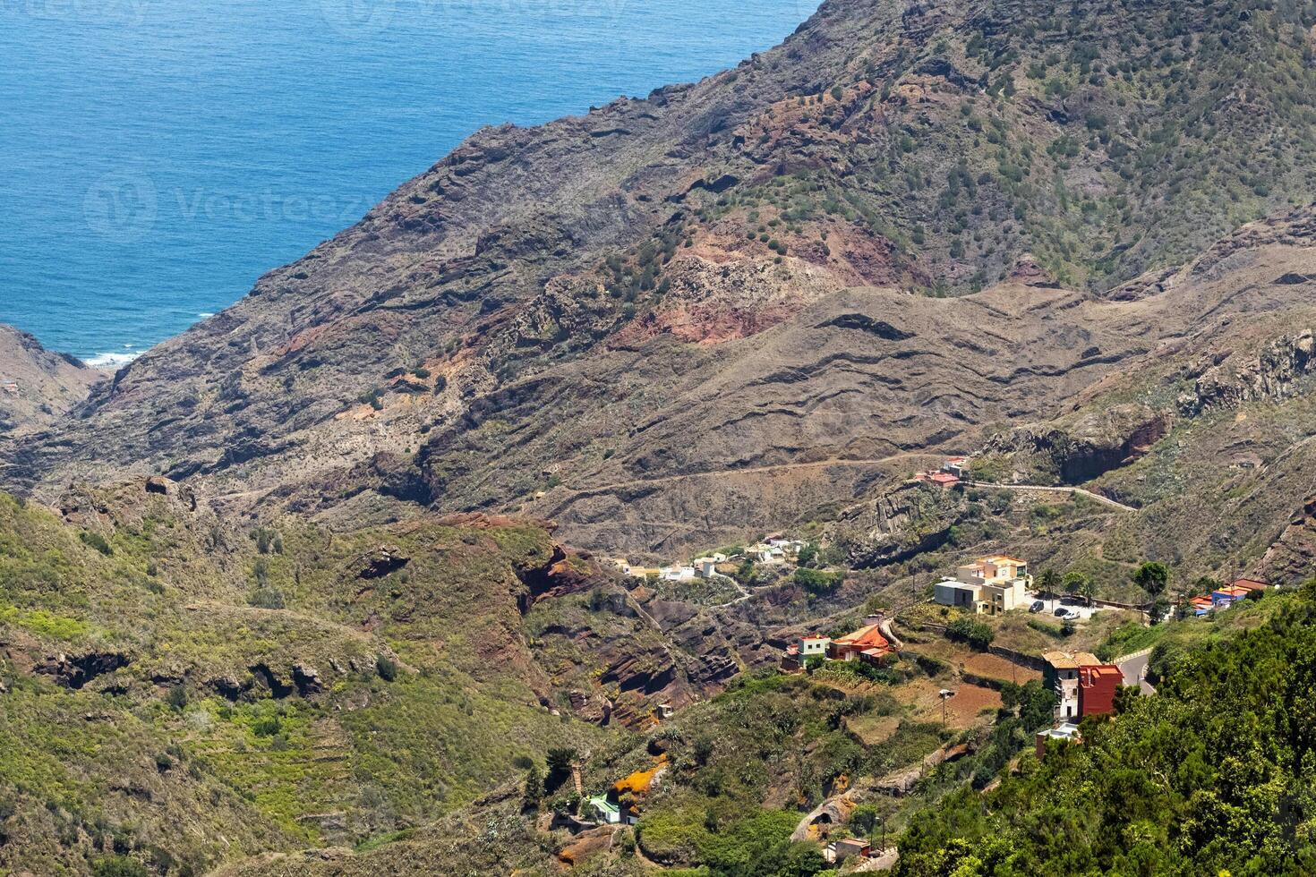 Visão do a montanhas do tenerife. canário ilhas, Espanha foto