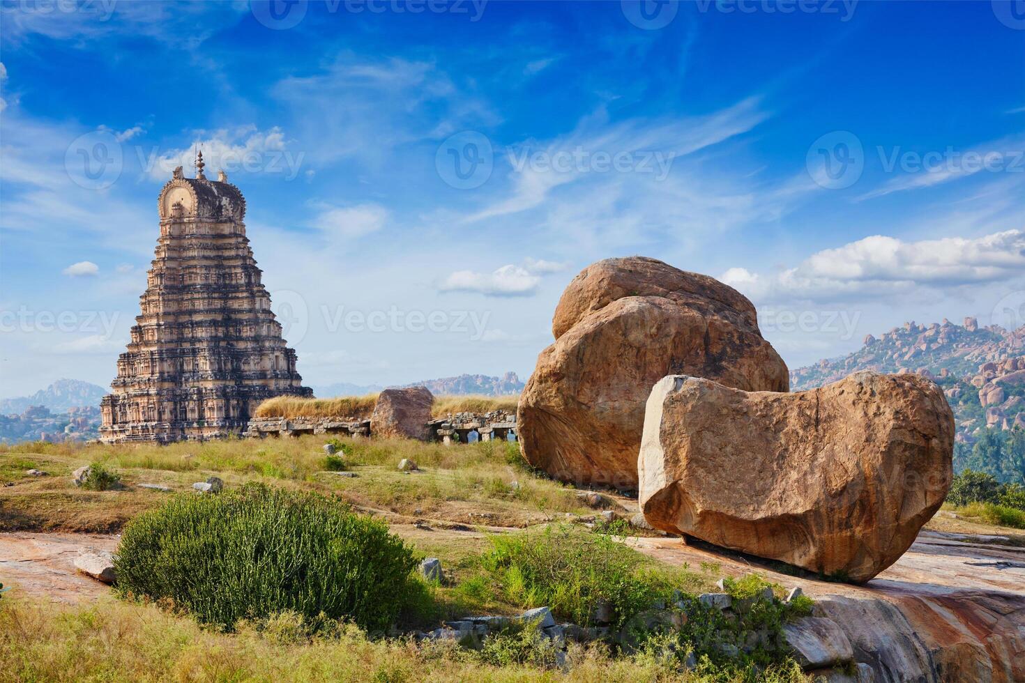 virupaksha têmpora. hampi, Karnataka, Índia foto