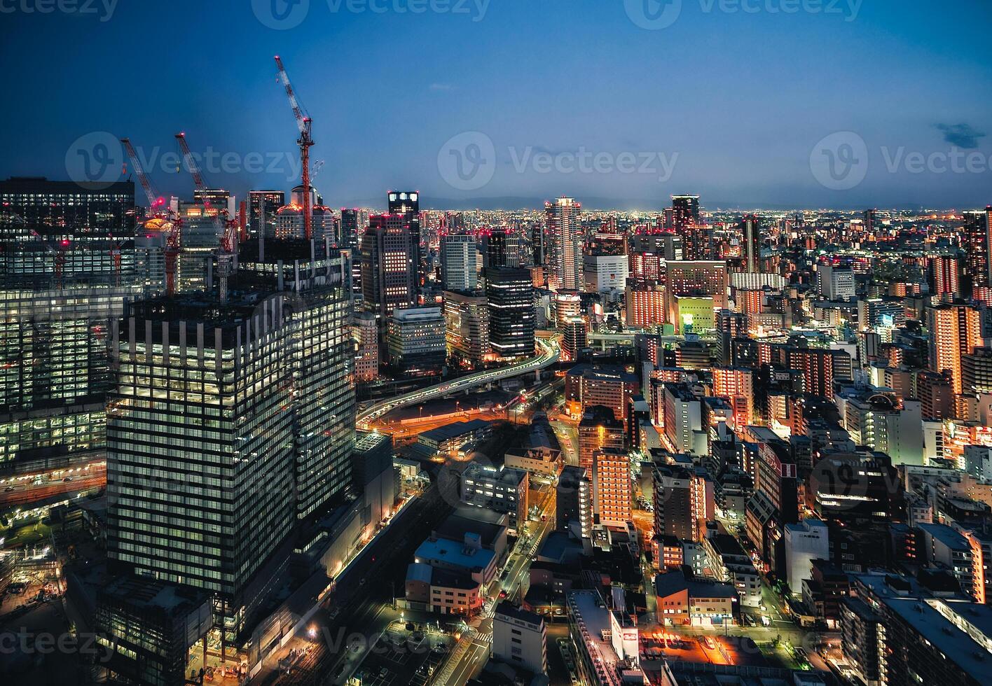 edifícios dentro Tóquio iluminação a em torno da foto