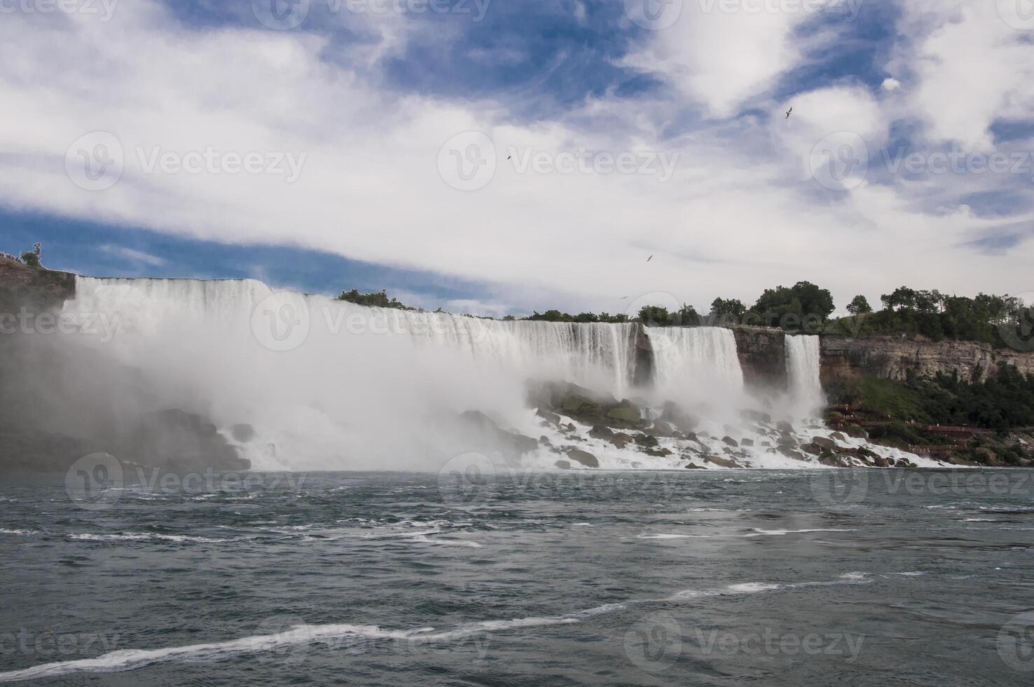 Visão do Niágara cai dentro Canadá foto