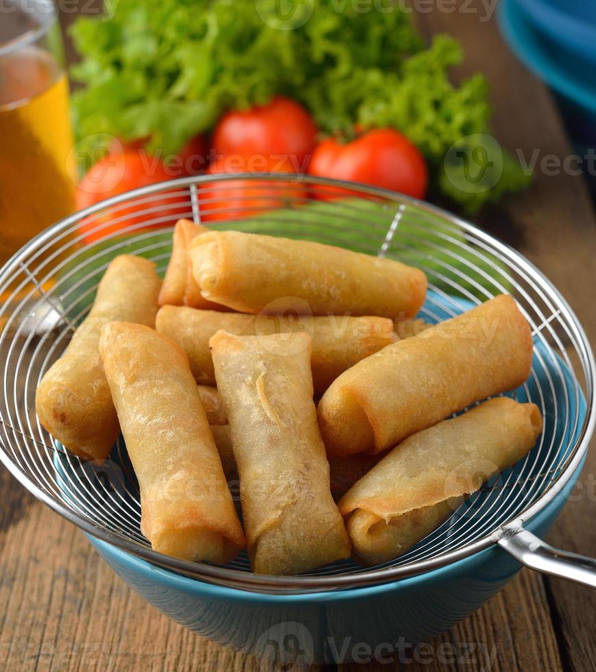 frito chinês tradicional rolinhos primavera alimentos foto