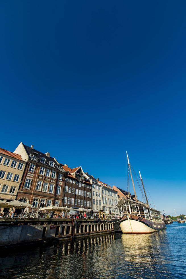 copenhagen, dinamarca, 13 de junho de 2018 - detalhe de nyhavn em copenhagen, dinamarca. nyhavn é uma zona portuária e de entretenimento do século 17 em copenhague. foto