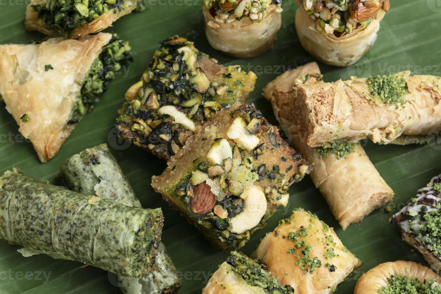 baklava do médio oriente doce sobremesa pastelaria bolos em Istambul, turquia foto