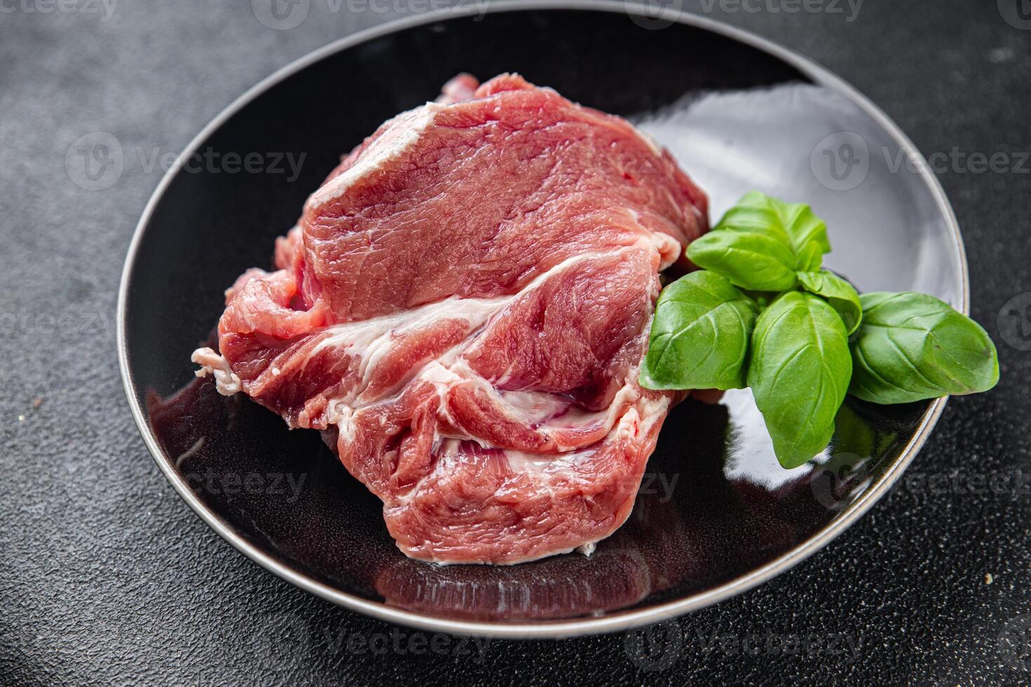 carne de porco cru carne polpa fresco Comida saboroso comendo cozinhando Aperitivo refeição Comida lanche em a mesa cópia de espaço Comida fundo rústico topo Visão foto