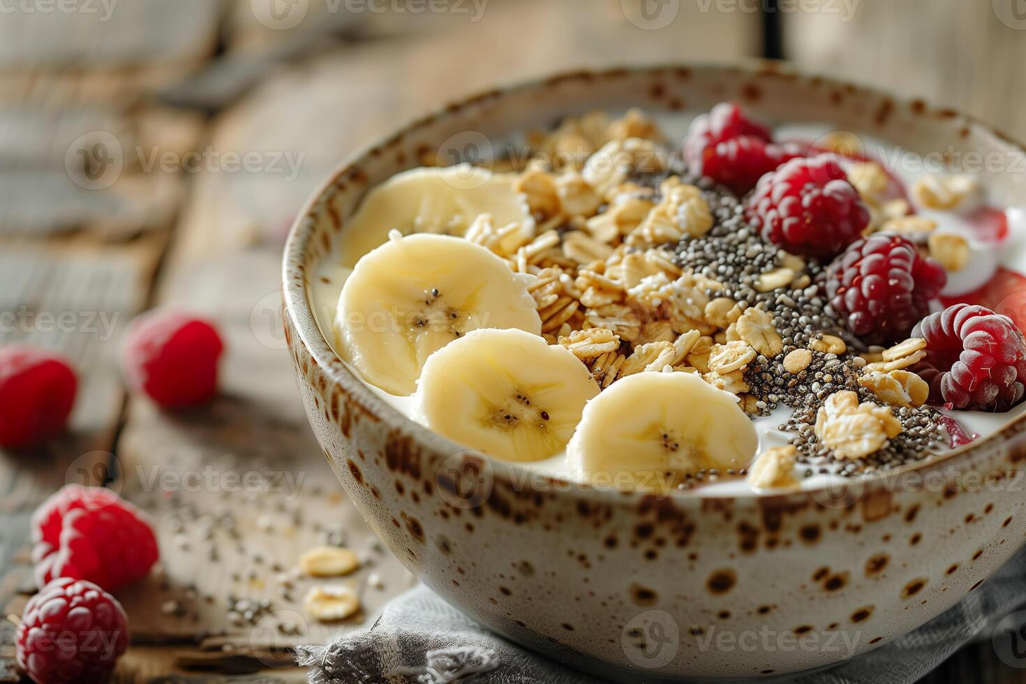 ai gerado uma fechar-se do uma saudável granola tigela com banana fatias, chia sementes, e a sortimento do fresco framboesas. generativo ai. foto