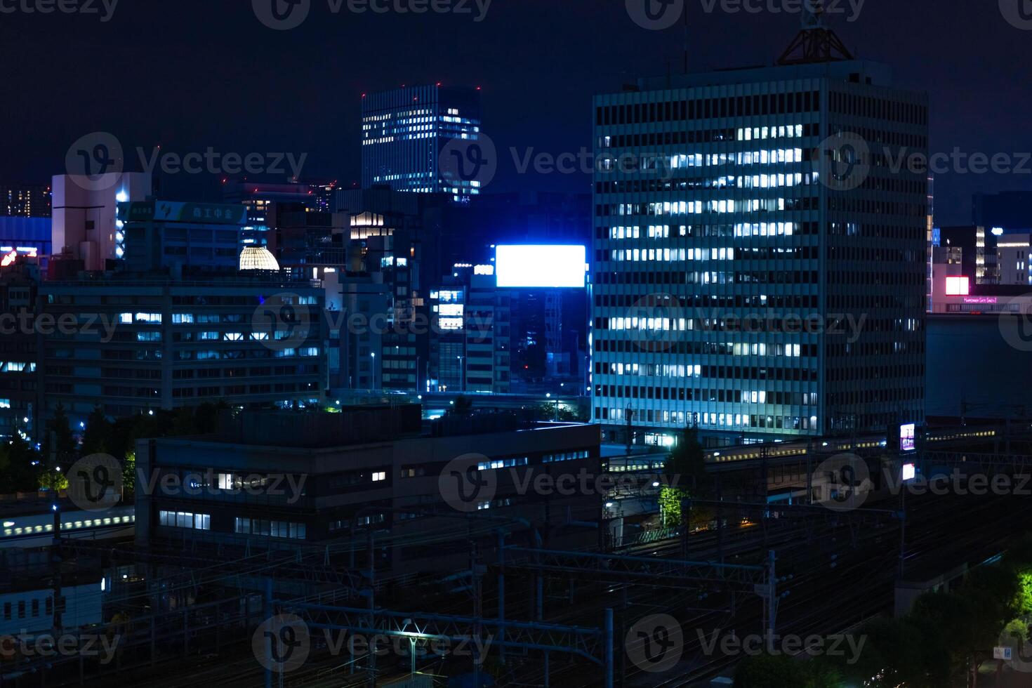 uma noite panorâmico paisagem urbana dentro marunouchi Tóquio Largo tiro foto