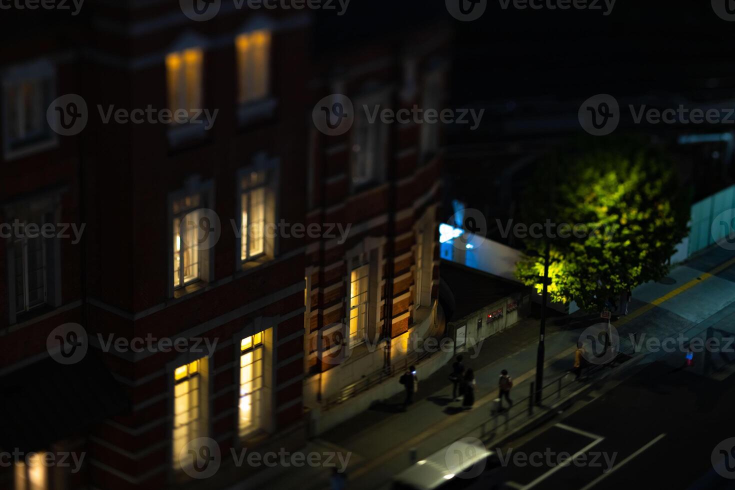 uma noite miniatura paisagem urbana dentro marunouchi Tóquio inclinação foto