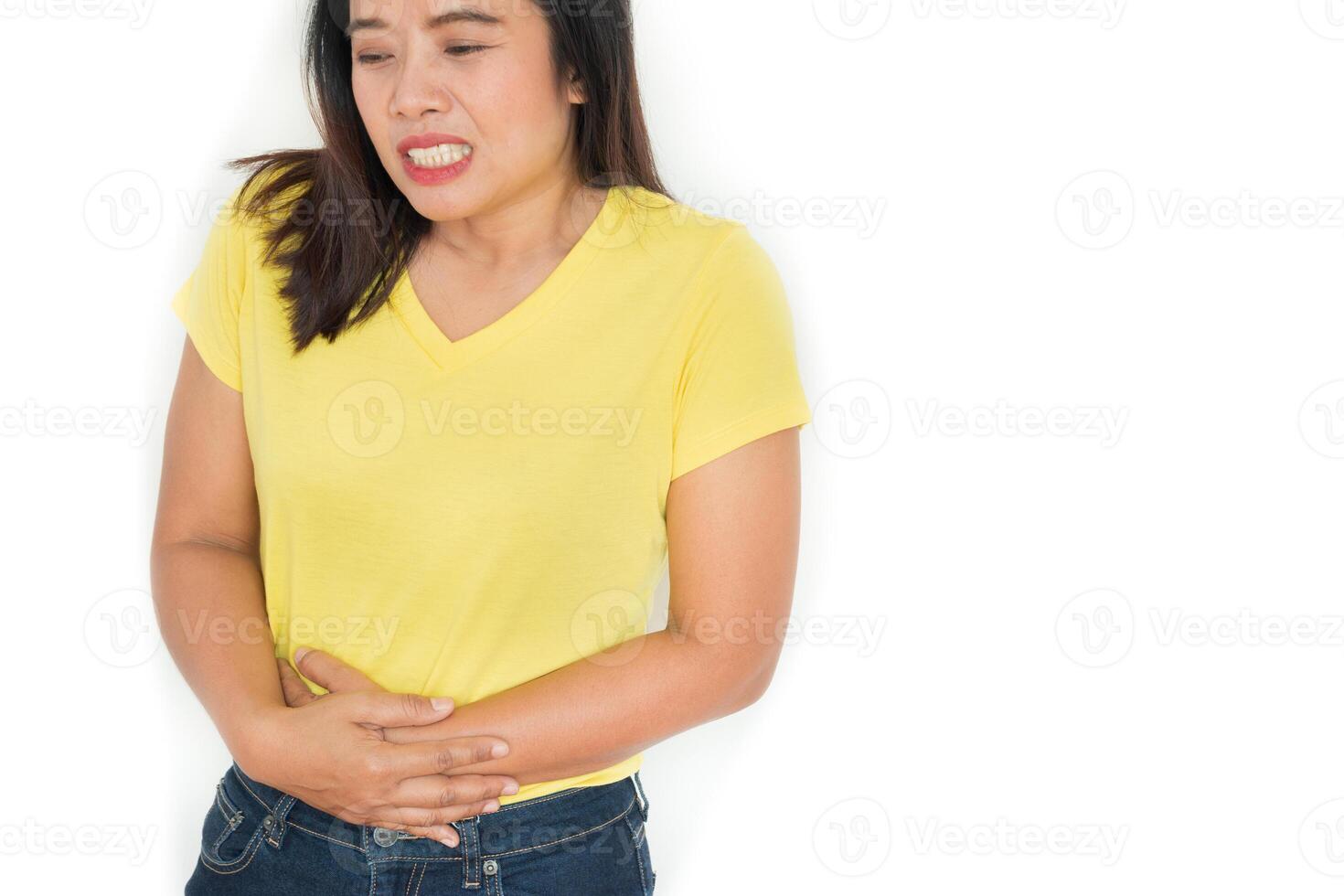 mulher estômago dor saúde Cuidado conceito em branco fundo isolamento foto