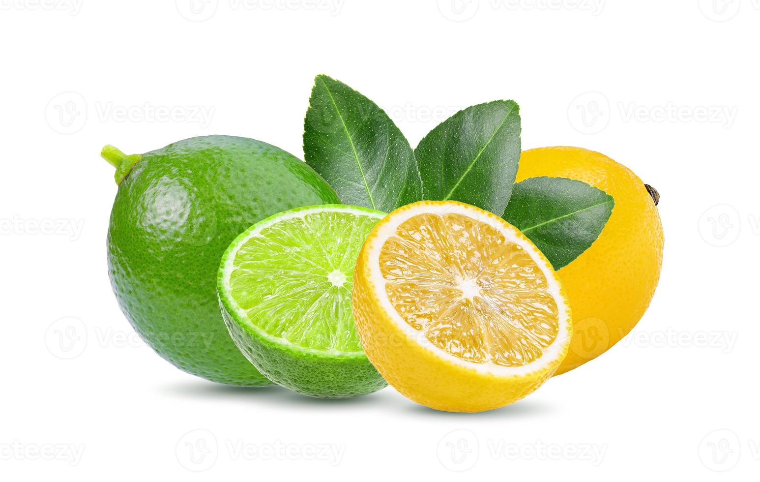 lima e limão em fundo branco foto