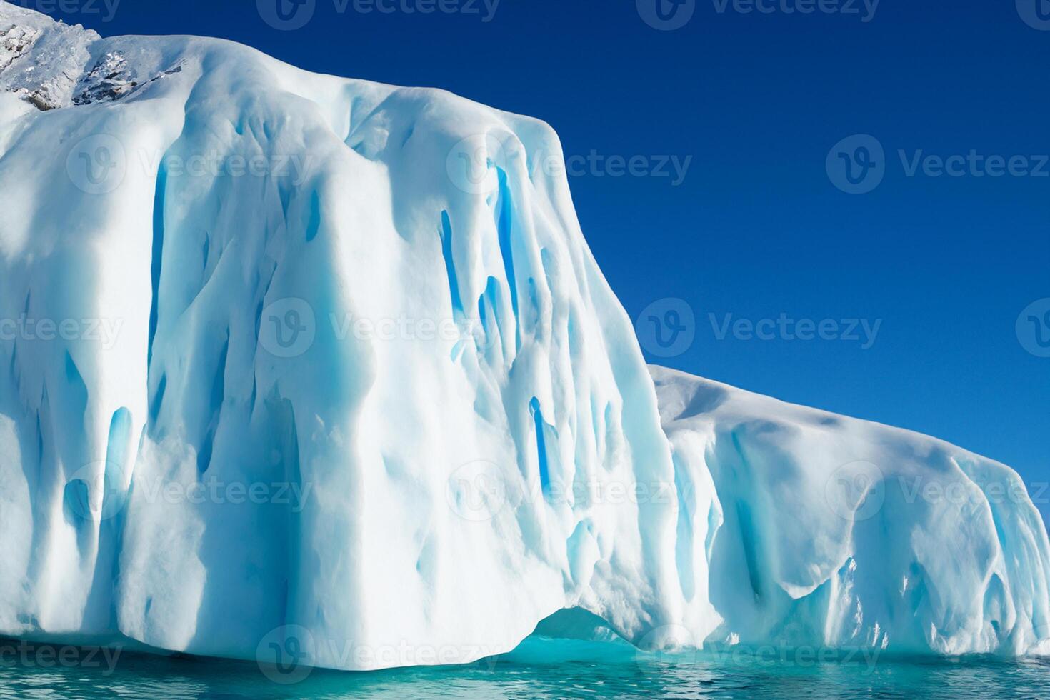 majestoso gelo falésias coroado de uma legal atmosfera, emoldurado de a lindo mar e céu, conjuração uma harmonioso panorama do da natureza gelado grandeza e oceânico esplendor foto