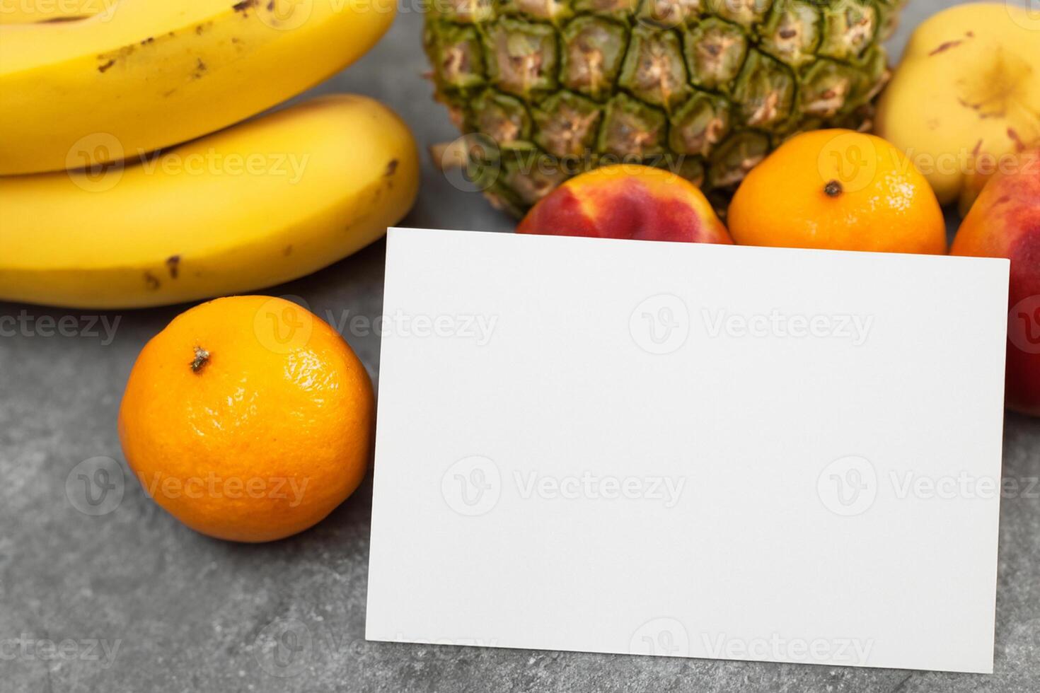 cartão e branco papel brincar harmonizado com fresco fruta, construindo uma visual sinfonia do astuto Projeto e culinária prazer, Onde saudável ingredientes fundir dentro uma festa do vibrante imagens foto