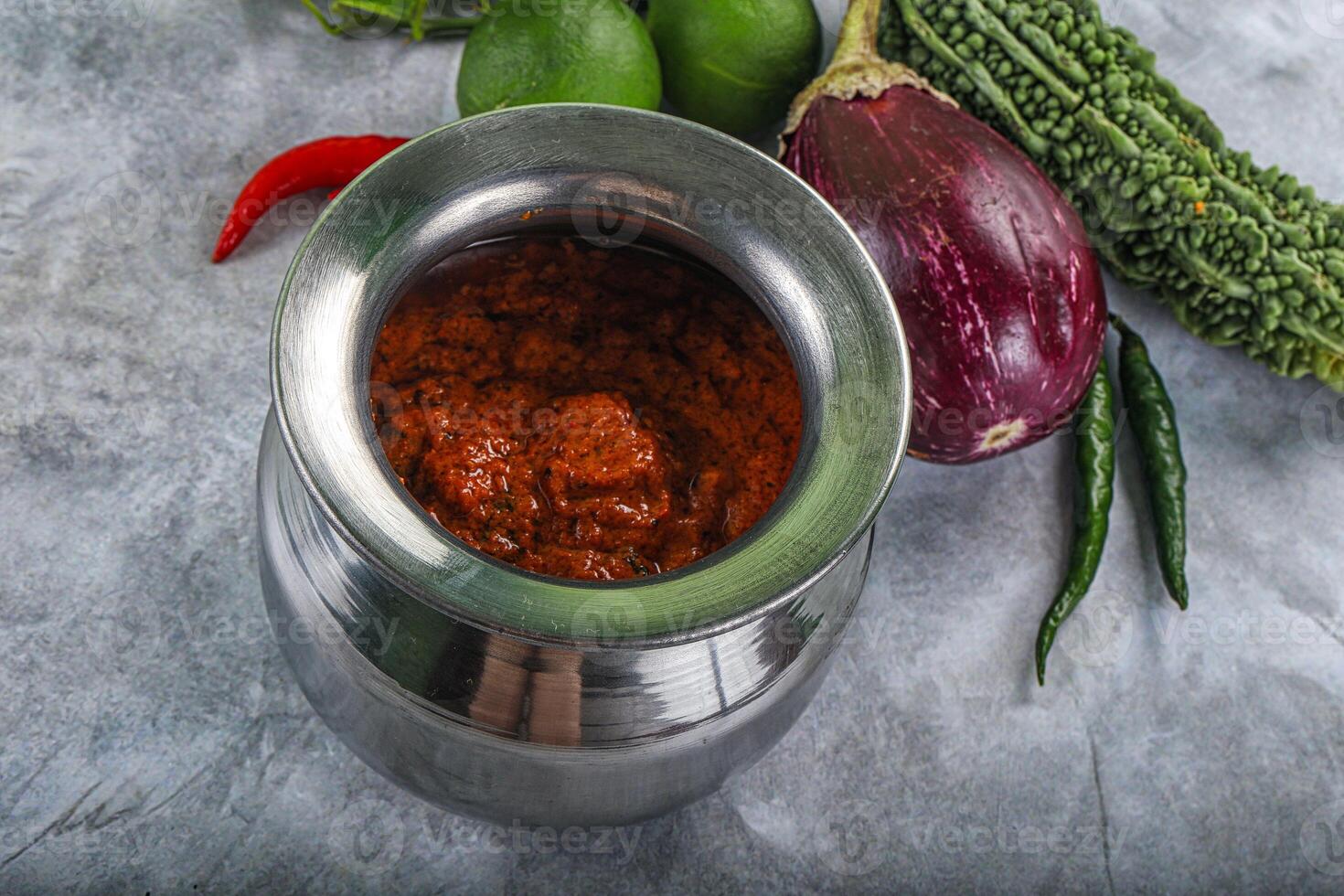 indiano cozinha - manteiga frango com molho foto