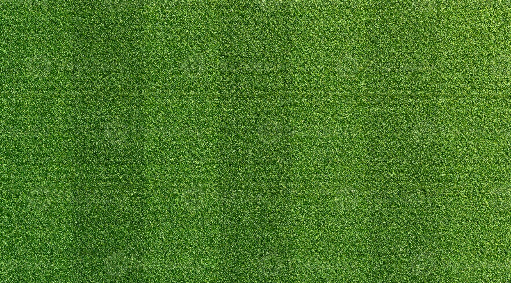 vibrante verde Relva textura, perfeito fundo para Esportes e lazer. foto