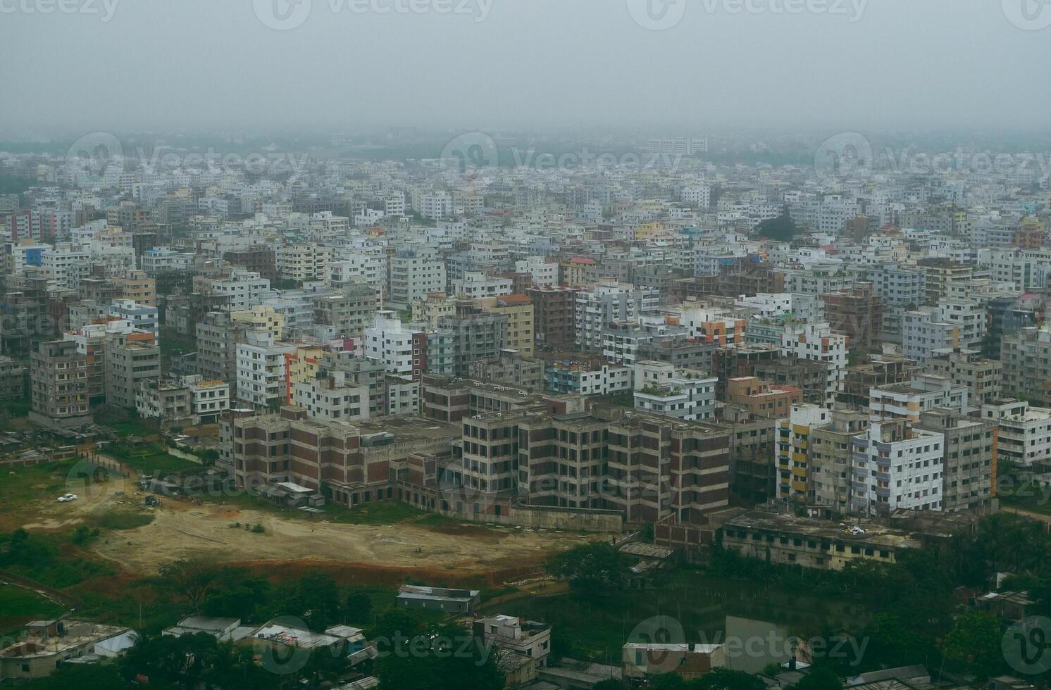 paisagem urbana do edifícios dentro timpu cidade capital do Butão ocupado em 9º setembro 2009 foto