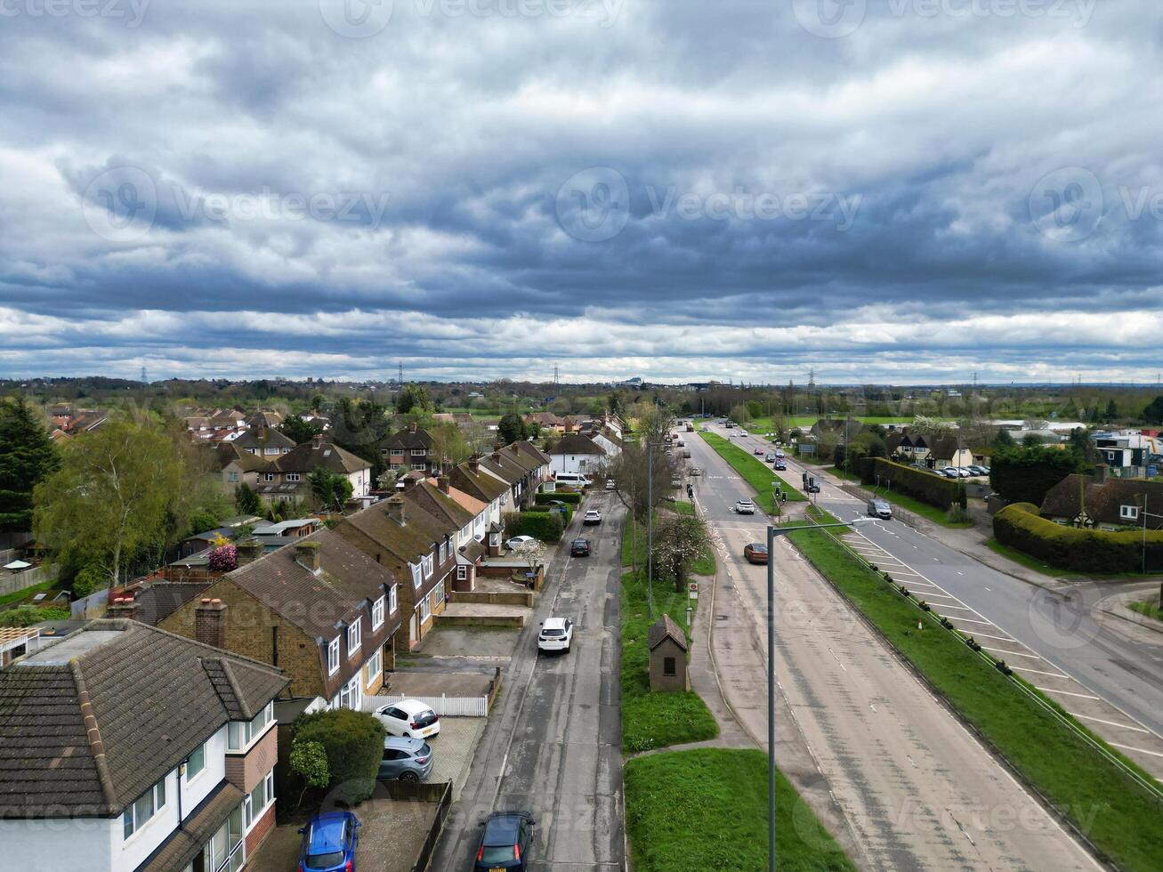 aéreo Visão do denham verde Cidade Londres, uxbridge, Inglaterra. Unidos reino. abril 3º, 2024 foto