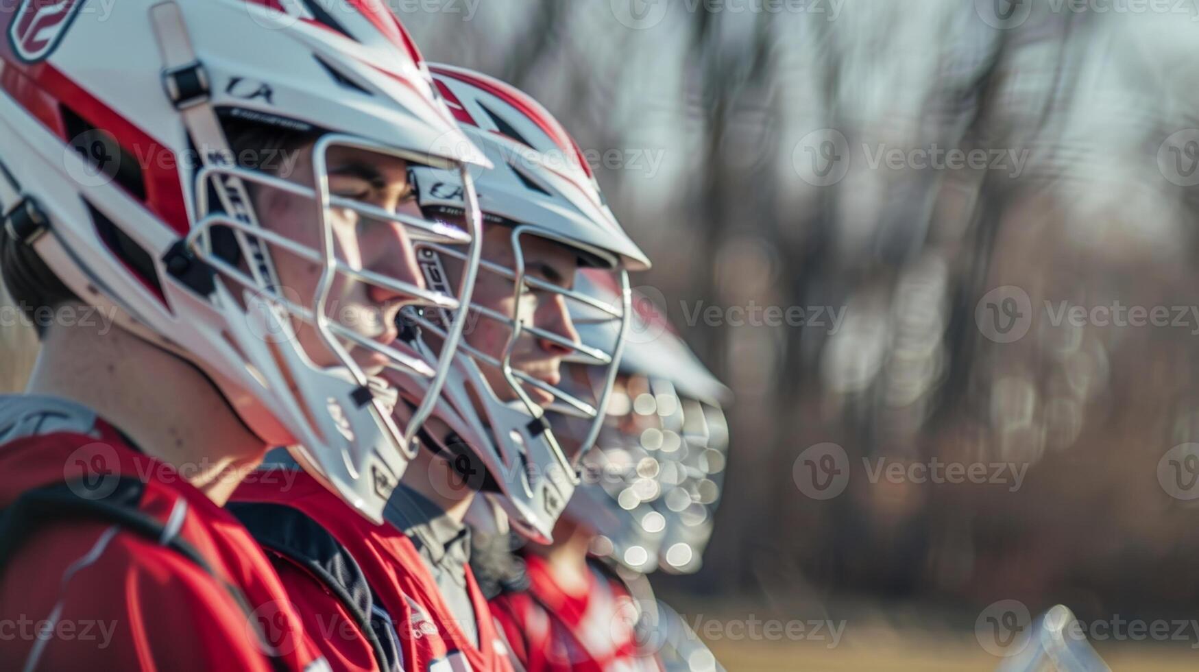 uma lacrosse equipe usando infravermelho capacetes durante prática para melhorar mental foco e concentração. foto