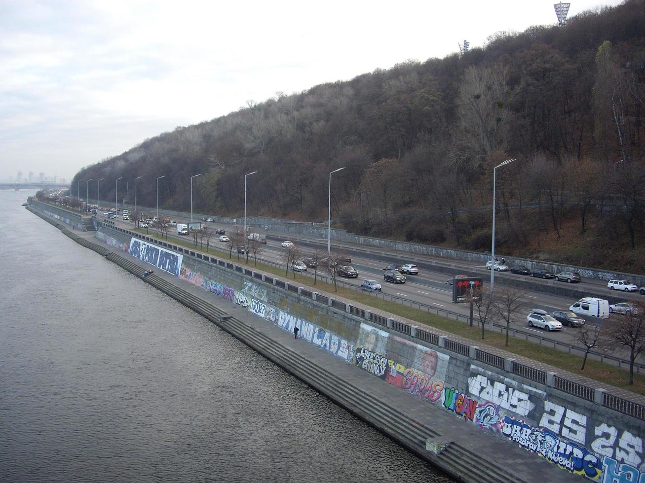 kiev, ucrânia - 12 de novembro de 2021 infraestrutura de transporte e elementos da cidade foto