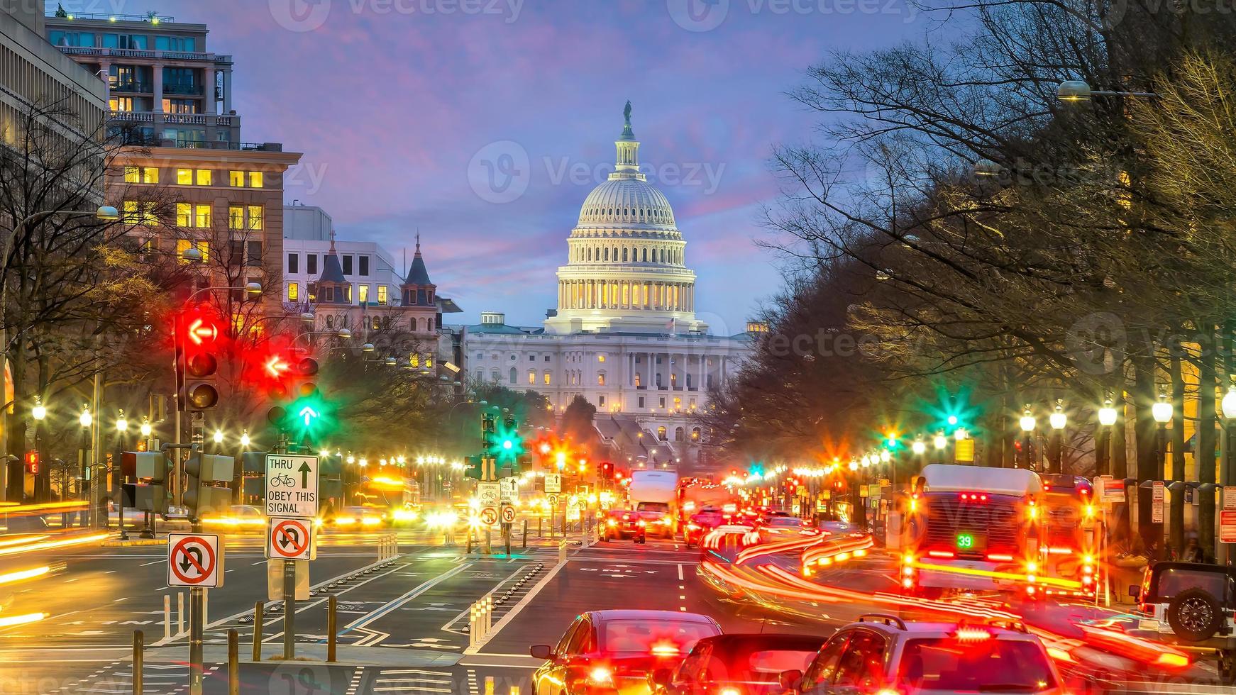 o edifício do capitólio dos estados unidos em washington, dc foto