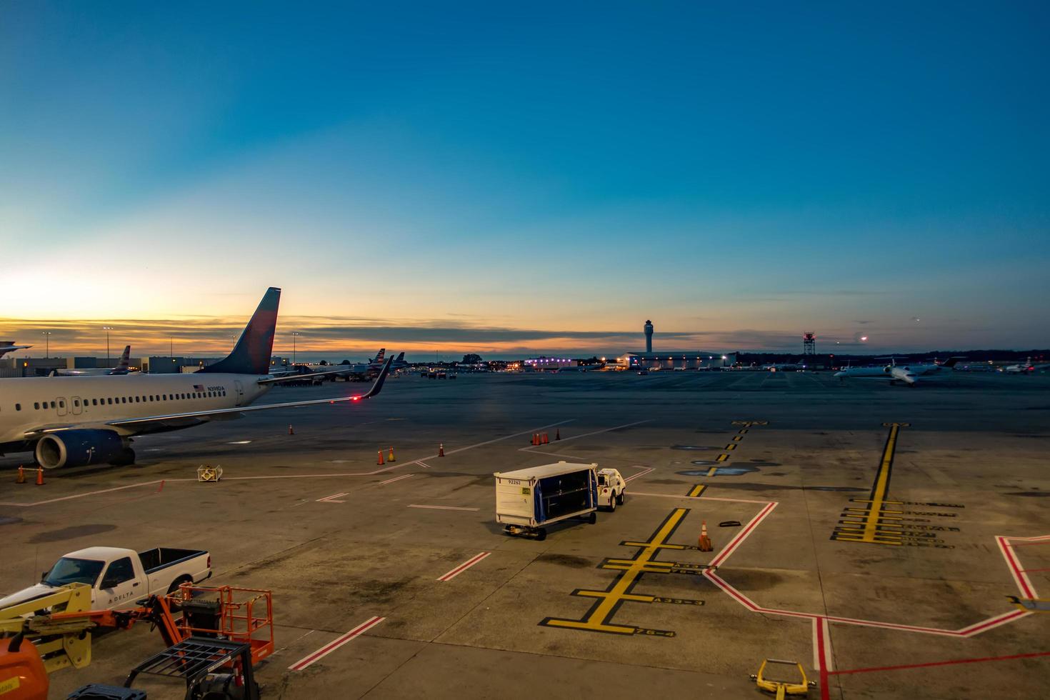 los angeles, ca, 2021 - aeroporto lax e arredores foto