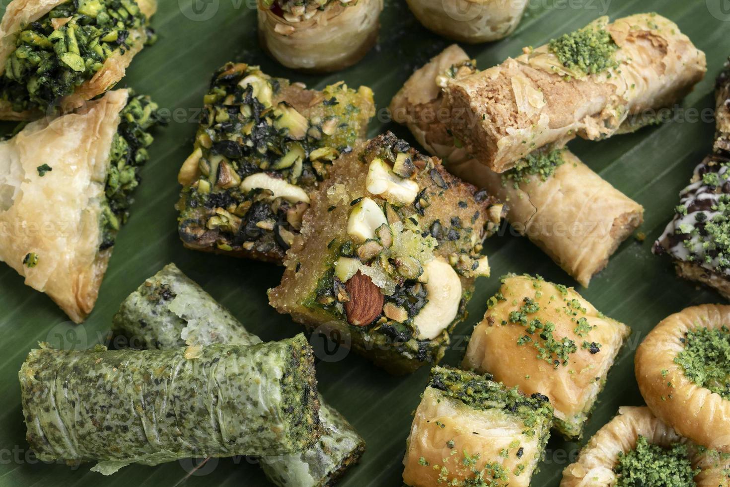 baklava do médio oriente doce sobremesa pastelaria bolos em Istambul, turquia foto