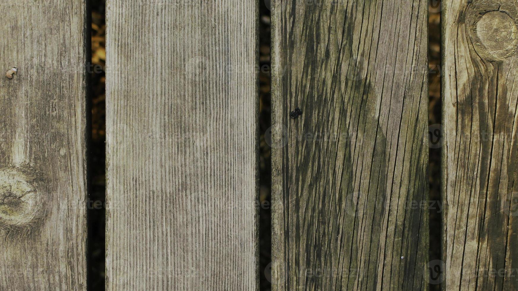 fundo de cor verde e branco escuro de madeira e textura de uma parede de madeira feita de tábuas. soluções modernas para design avançado foto