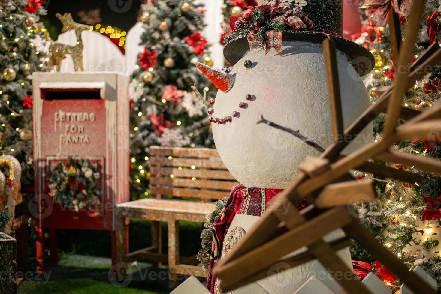 selecione o boneco de neve em foco foto