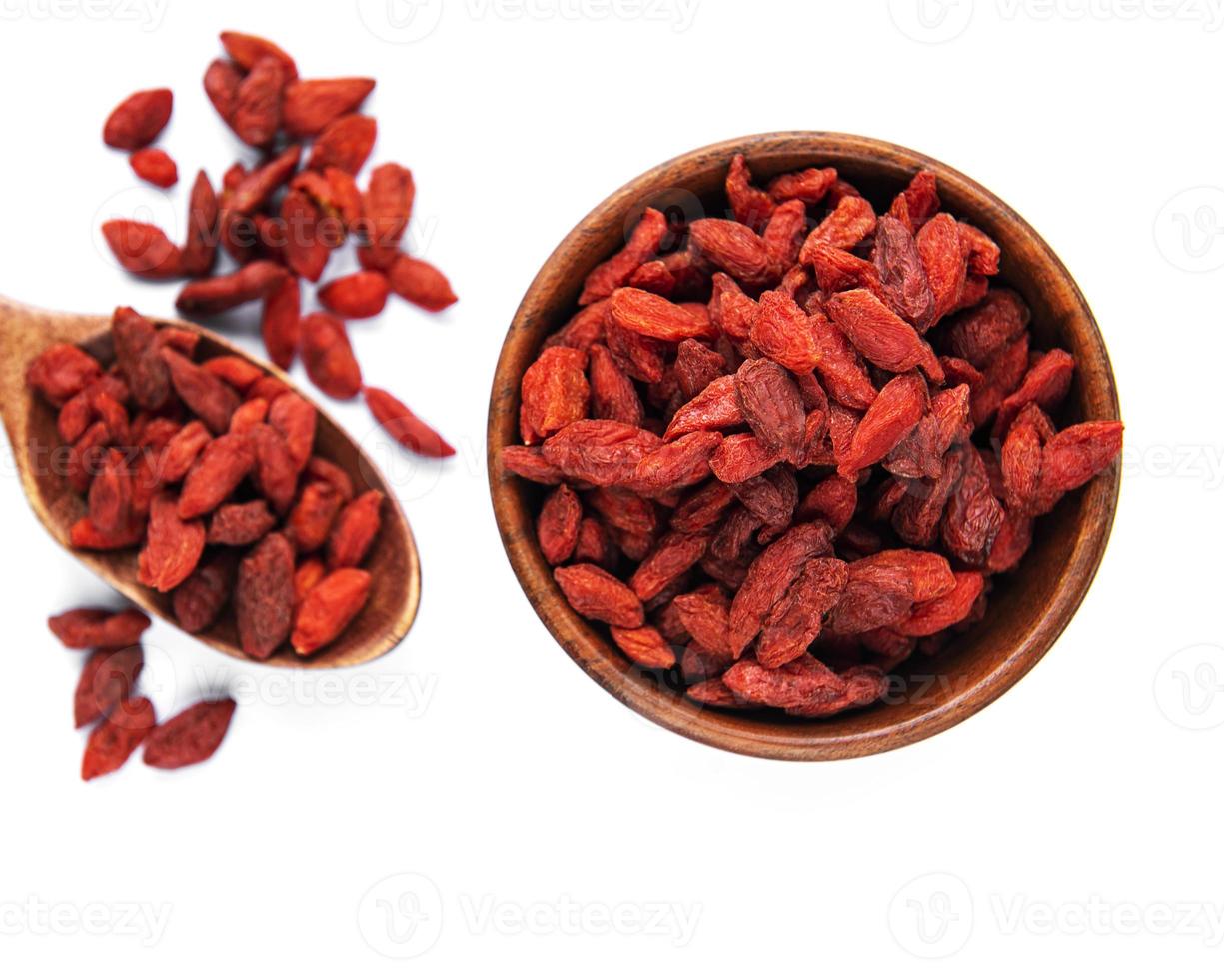 bagas vermelhas secas de goji para uma dieta saudável. foto