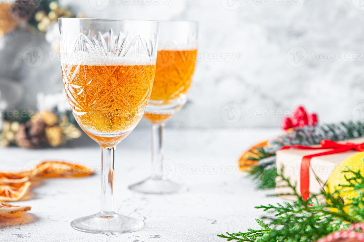 taça de champanhe espumante feriado coquetel de natal vinho quente foto