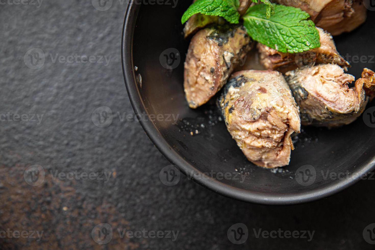 cavala peixe enlatado frutos do mar refeição saudável fundo de alimentos foto