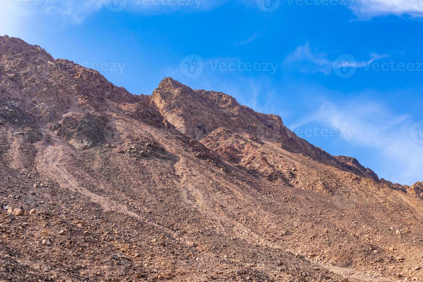 paisagem de montanhas no sinai egito foto