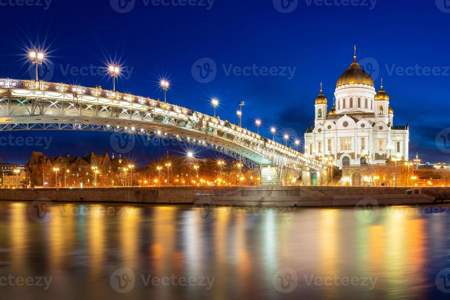 catedral de cristo salvador na hora do crepúsculo em moscou, Rússia. foto