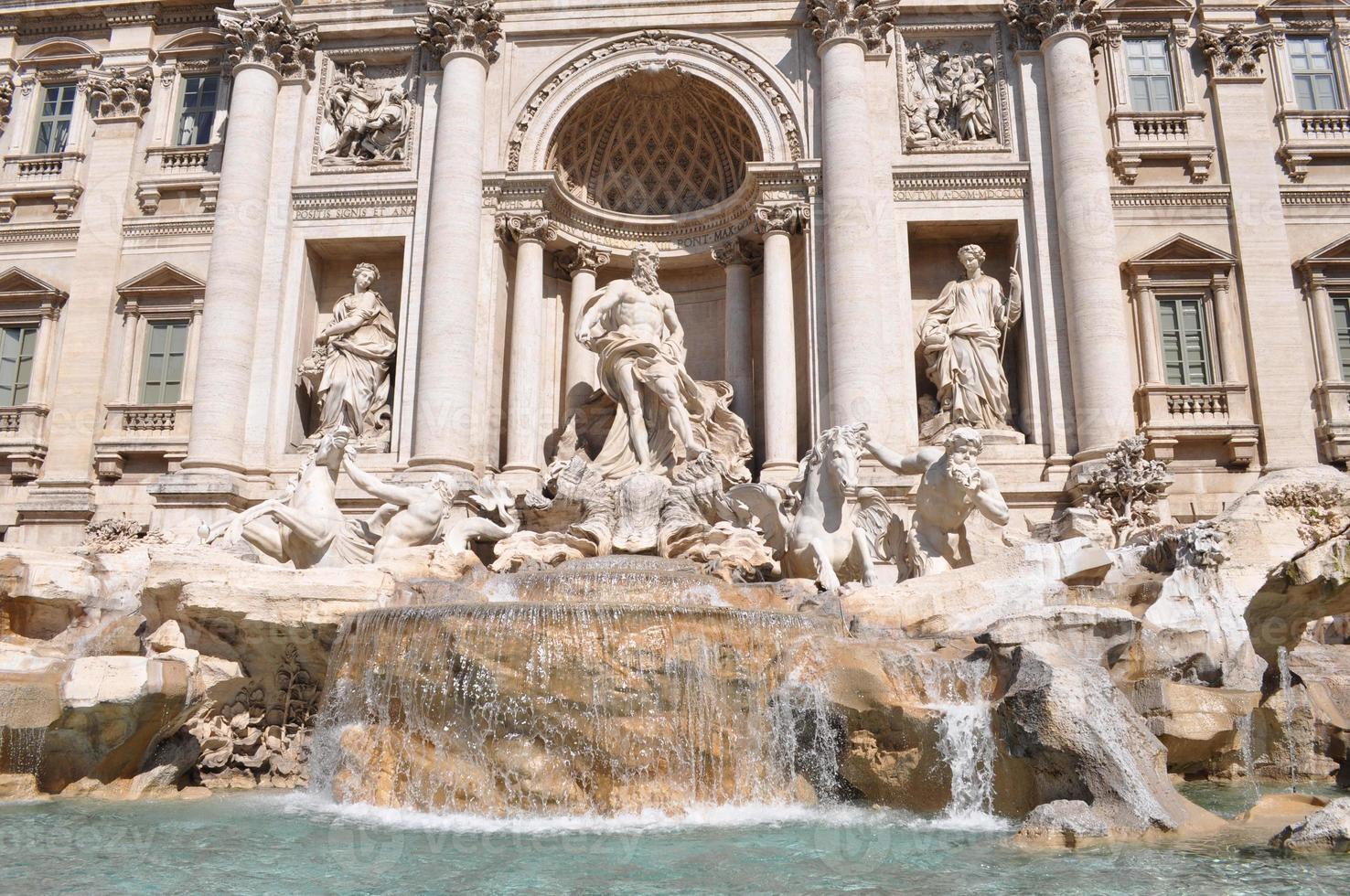 Fonte de Trevi, Roma foto