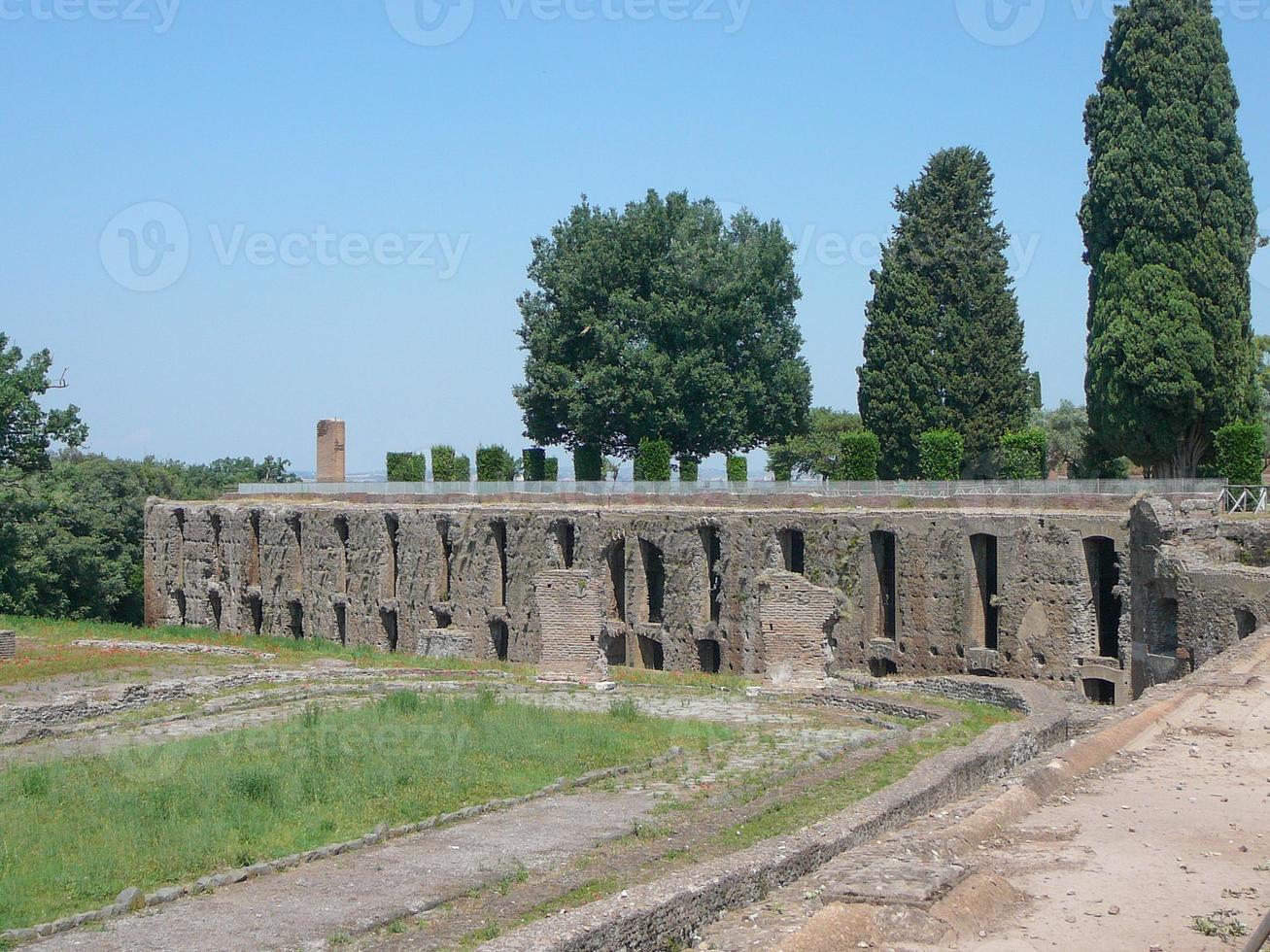 ruínas de villa adriano em tivoli foto