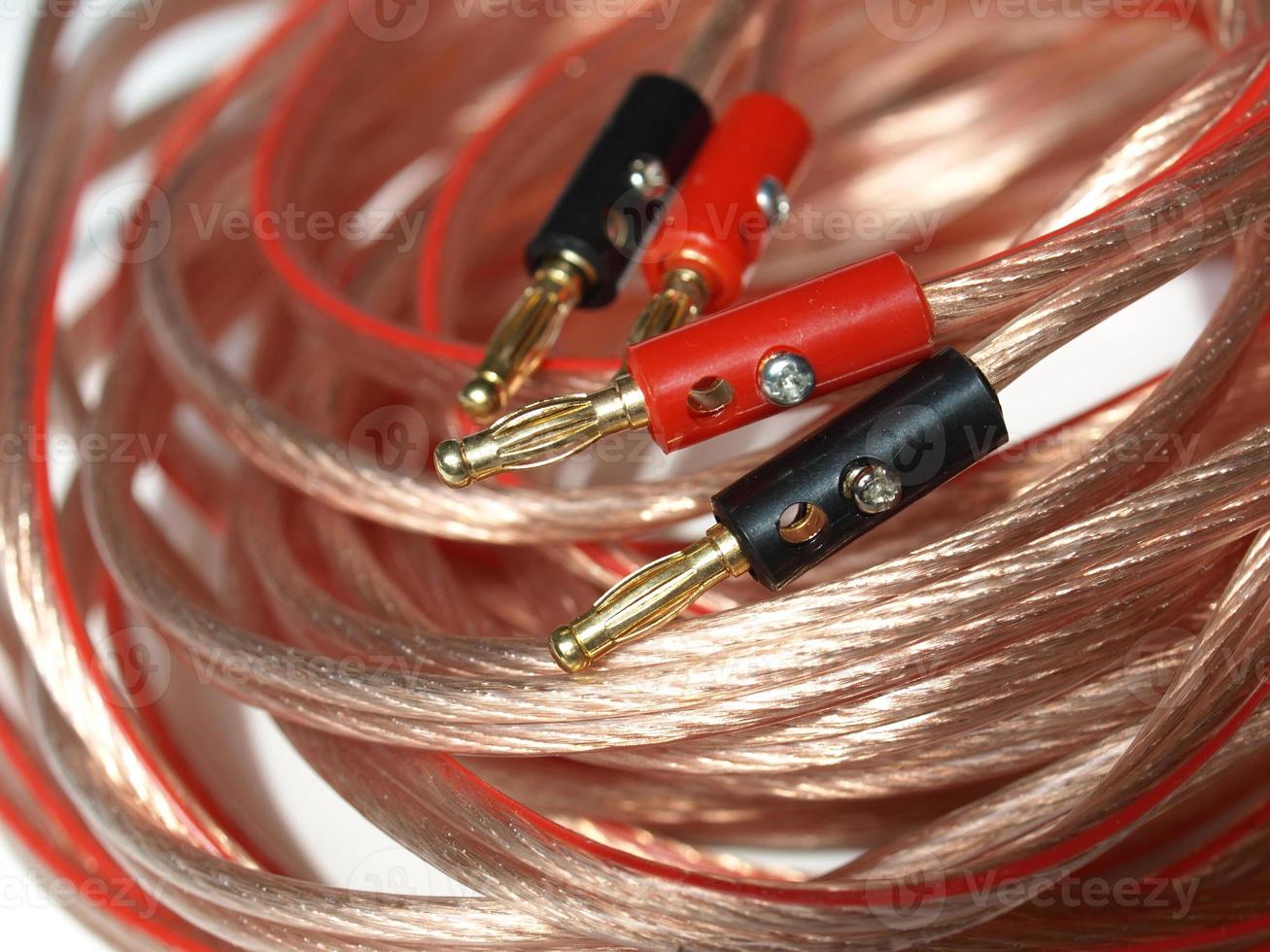 cabos de áudio com plugues foto