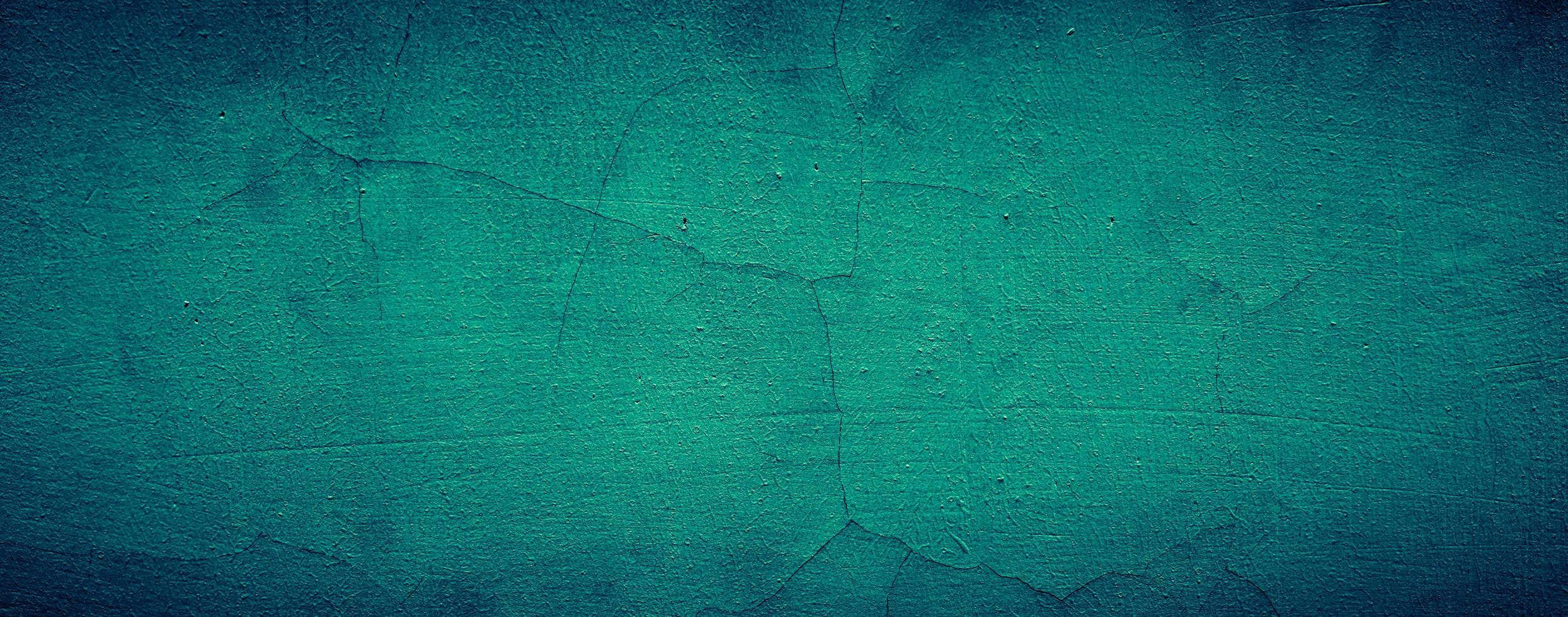 fundo de textura de parede de concreto abstrato sujo verde esmeralda escuro, plano de fundo panorâmico foto