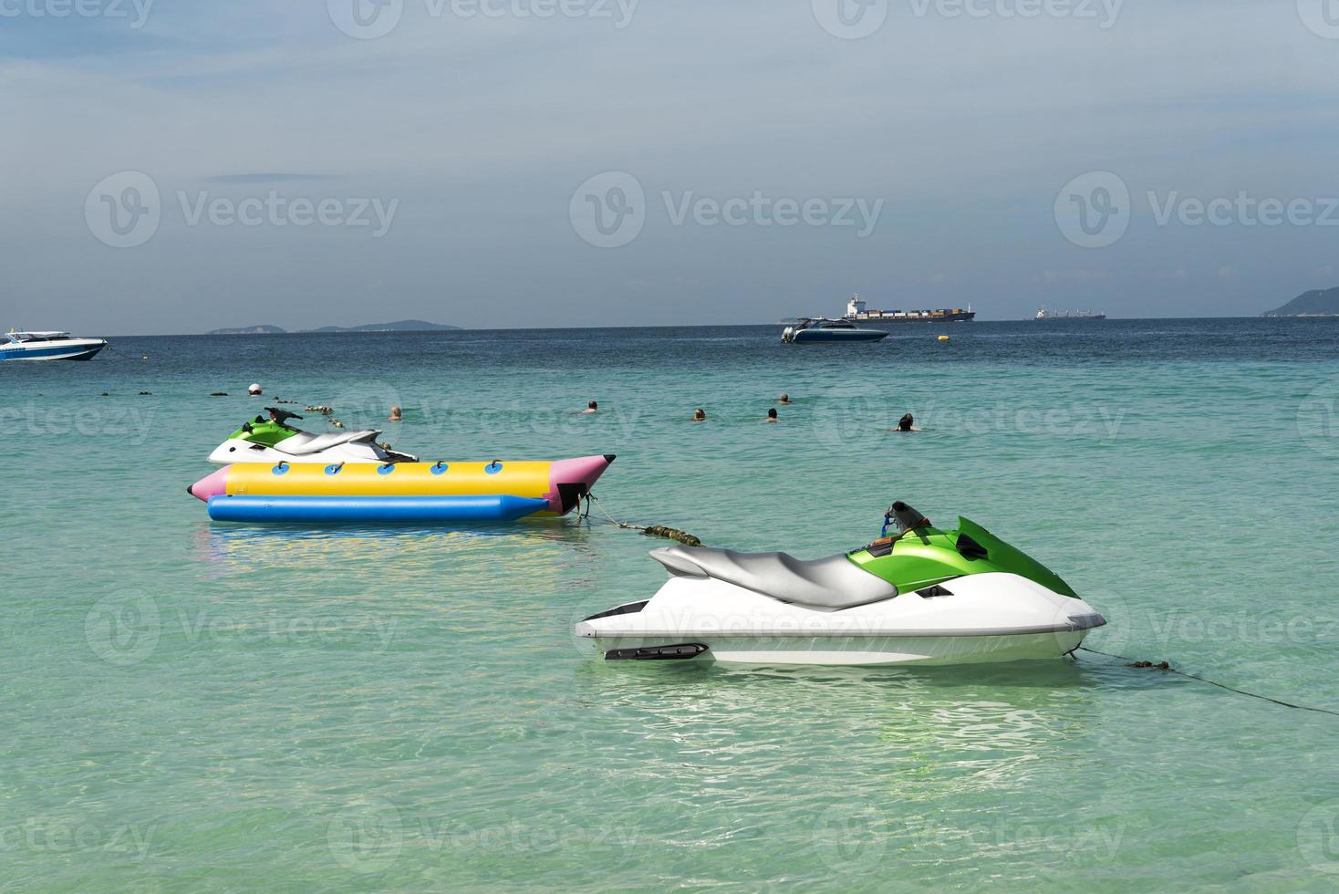 barcos no mar. foto