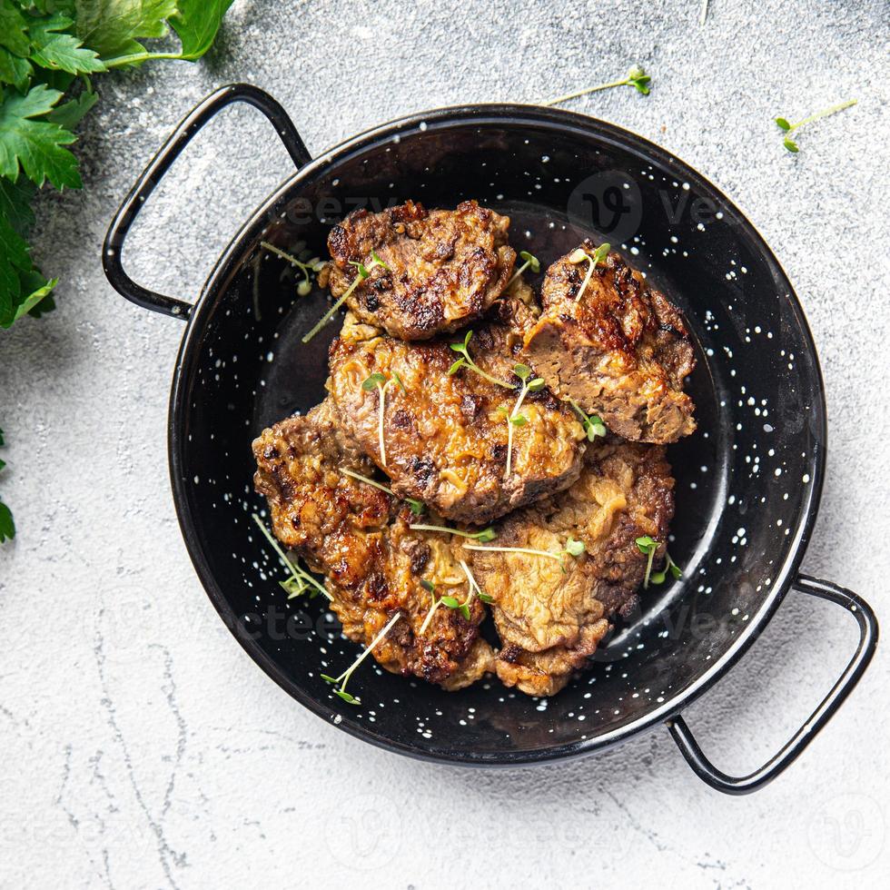 Fígado Bife Frito Pedaços Refeição Saudável Comida Lanche foto