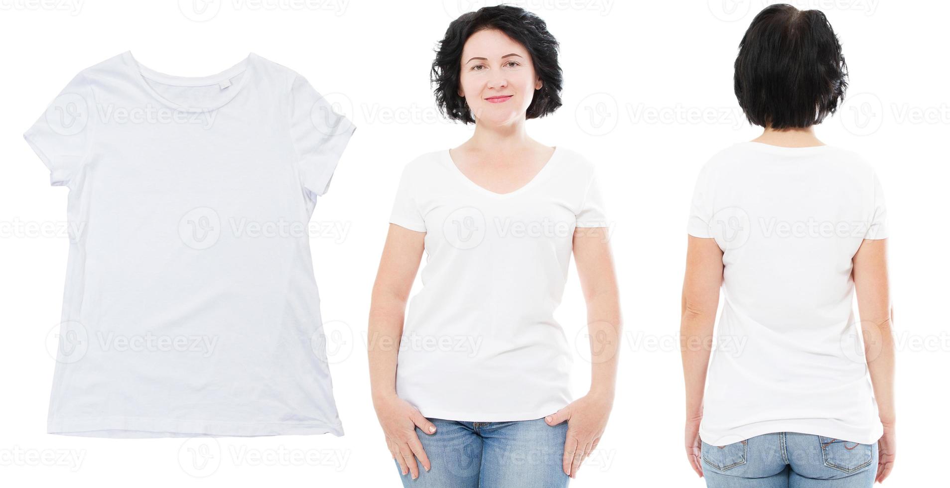 conceito de design e pessoas de t-shirt - close-up de mulher de meia idade em t-shirt branca em branco, camisa, frente e verso isoladas. foto